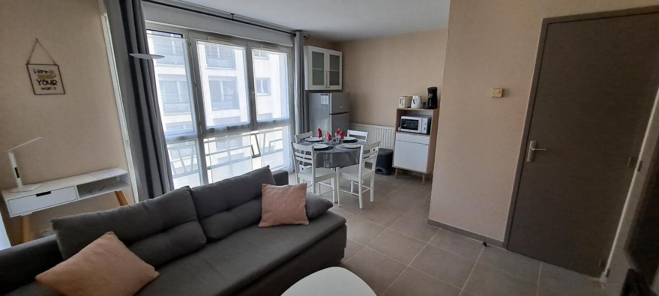 Appart T2 Standing Tout Confort Avec Balcon - Parking En Option Apartment Lyon Exterior photo